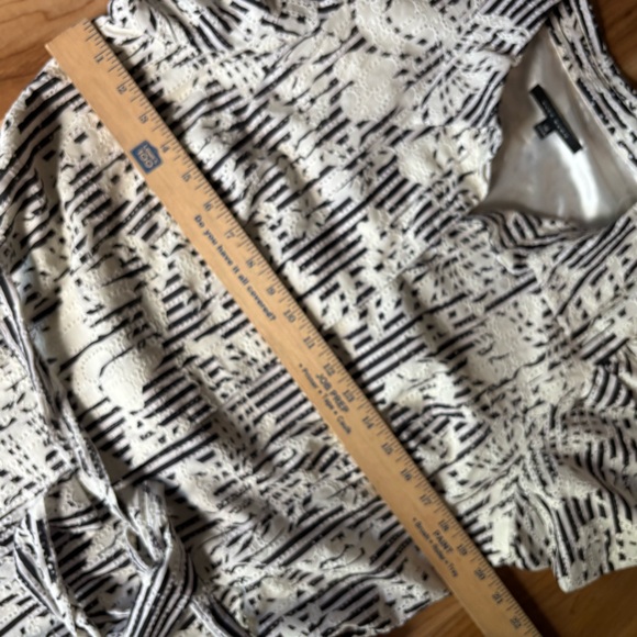 Alex Marie Eyelet Over Black and White Striped Dress 14 NWT - Picture 7 of 8